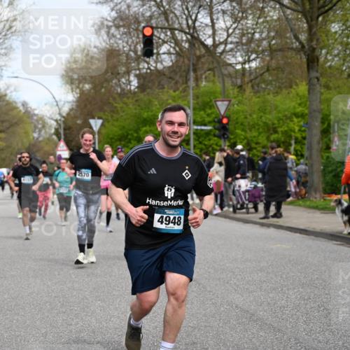 12.04.2026 - 45. Internationalen Wilhelmsburger Insellauf J. Mangold http://msf.ph/oto/9516337 12.04.2026 13:18:07 Ziel 5332, 4203, 4202, 5836, 2759, 4487, 2833, 3879, 3630, 5714, 4213, 2516, 2517, 4031, 3694, 2018, 2961, 2961, 3248, 2570, 2573, 3277, 3828, 4948, 5488, 5663, 4727, 5541, 4153, 4727, 5541, 4153, 3528, 3527, 4400, 4403, 4556, 4626, 2019, 3940, 3482 meine-sportfotos.de