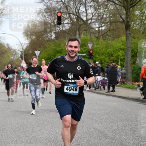 12.04.2026 - 45. Internationalen Wilhelmsburger Insellauf J. Mangold http://msf.ph/oto/9516339 12.04.2026 13:18:07 Ziel 5332, 4203, 4202, 5836, 2759, 4487, 2833, 3879, 3630, 5714, 4213, 2516, 2517, 4031, 3694, 2018, 2961, 2961, 3248, 2570, 2573, 3277, 3828, 4948, 5488, 5663, 4727, 5541, 4153, 4727, 5541, 4153, 3528, 3527, 4400, 4403, 4556, 4626, 2019, 3940, 3482 meine-sportfotos.de