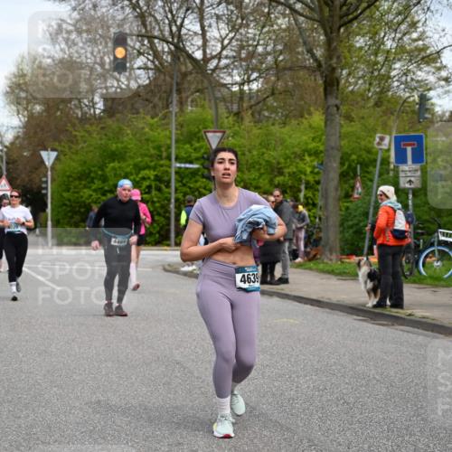 12.04.2026 - 45. Internationalen Wilhelmsburger Insellauf J. Mangold http://msf.ph/oto/9516503 12.04.2026 13:18:37 Ziel 3277, 3828, 4948, 5488, 5663, 4727, 5541, 4153, 3528, 3527, 4400, 4403, 4556, 4626, 2019, 3940, 3482, 3524, 2572, 3587, 4734, 2061, 4020, 5849, 4639, 3809, 4660, 2174, 2174, 5019, 4543, 4793, 5786, 4112, 3071 meine-sportfotos.de