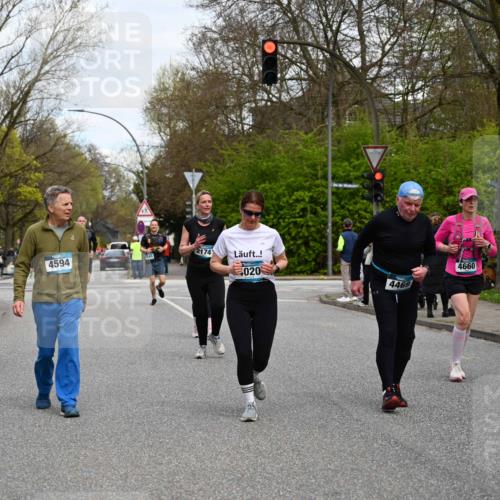 12.04.2026 - 45. Internationalen Wilhelmsburger Insellauf J. Mangold http://msf.ph/oto/9516518 12.04.2026 13:18:41 Ziel 5663, 4727, 5541, 4153, 3528, 3527, 4400, 4403, 4556, 4626, 2019, 3940, 3482, 3524, 2572, 3587, 4734, 2061, 2061, 4020, 5849, 4639, 3809, 4660, 2174, 5019, 4543, 4793, 5786, 4112, 3071 meine-sportfotos.de