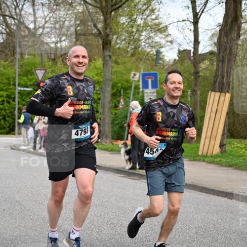 12.04.2026 - 45. Internationalen Wilhelmsburger Insellauf J. Mangold http://msf.ph/oto/9516543 12.04.2026 13:18:48 Ziel 4626, 2019, 3940, 3482, 3524, 2572, 3587, 4734, 2061, 4020, 5849, 4639, 3809, 4660, 5849, 4639, 3809, 4660, 2174, 5019, 4543, 4793, 5786, 4112, 3071, 2027, 5007, 4594 meine-sportfotos.de