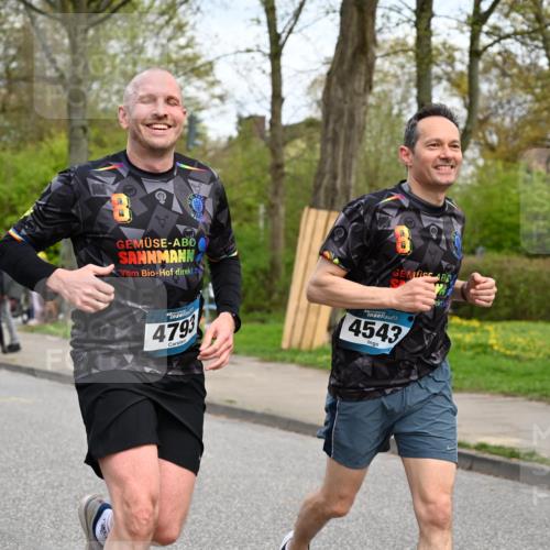 12.04.2026 - 45. Internationalen Wilhelmsburger Insellauf J. Mangold http://msf.ph/oto/9516550 12.04.2026 13:18:49 Ziel 4626, 2019, 3940, 3482, 3524, 2572, 3587, 4734, 2061, 4020, 5849, 4639, 3809, 4660, 2174, 2174, 5019, 4543, 4793, 5786, 4112, 3071, 3071, 2027, 5007, 4594, 4984 meine-sportfotos.de