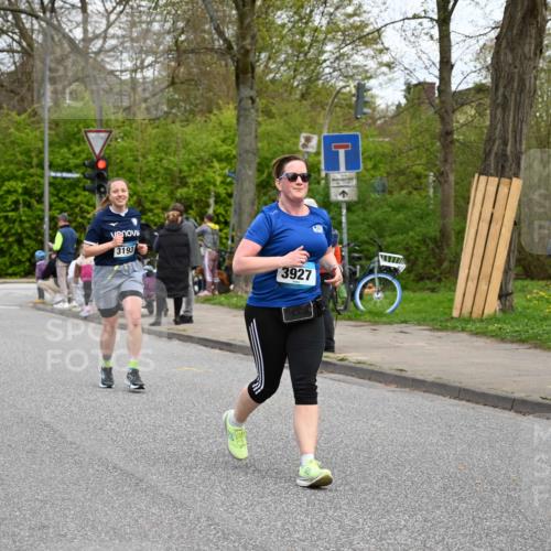 12.04.2026 - 45. Internationalen Wilhelmsburger Insellauf J. Mangold http://msf.ph/oto/9516574 12.04.2026 13:19:07 Ziel 4020, 5849, 4639, 3809, 4660, 2174, 5019, 4543, 4793, 5786, 4112, 3071, 2027, 5007, 4594, 4984, 3927, 3193, 4469, 5327, 3125, 4518, 4518, 5778, 2799, 4972, 3265 meine-sportfotos.de