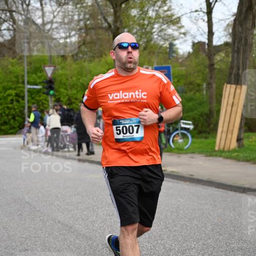 12.04.2026 - 45. Internationalen Wilhelmsburger Insellauf J. Mangold http://msf.ph/oto/9516600 12.04.2026 13:19:12 Ziel 5849, 4639, 3809, 4660, 2174, 5019, 4543, 4793, 5786, 4112, 3071, 2027, 5007, 4594, 4594, 4984, 3927, 3193, 4469, 5327, 3125, 4518, 5778, 2799, 4972, 3265, 5003, 3857, 2946, 4905, 4274 meine-sportfotos.de