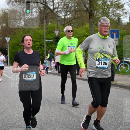 12.04.2026 - 45. Internationalen Wilhelmsburger Insellauf J. Mangold http://msf.ph/oto/9516615 12.04.2026 13:19:16 Ziel 5019, 4543, 4793, 5786, 4112, 3071, 2027, 5007, 4594, 4984, 3927, 3193, 4469, 3193, 4469, 5327, 3125, 4518, 5778, 2799, 4972, 3265, 5003, 3857, 2946, 4905, 4274, 2534, 4936 meine-sportfotos.de