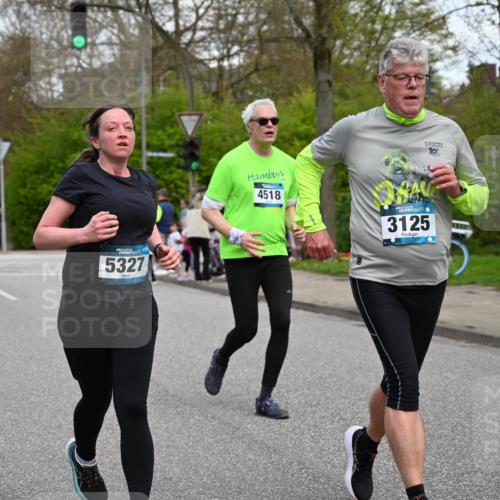 12.04.2026 - 45. Internationalen Wilhelmsburger Insellauf J. Mangold http://msf.ph/oto/9516617 12.04.2026 13:19:16 Ziel 5019, 4543, 4793, 5786, 4112, 3071, 2027, 5007, 4594, 4984, 3927, 3193, 4469, 3193, 4469, 5327, 3125, 4518, 5778, 2799, 4972, 3265, 5003, 3857, 2946, 4905, 4274, 2534, 4936 meine-sportfotos.de