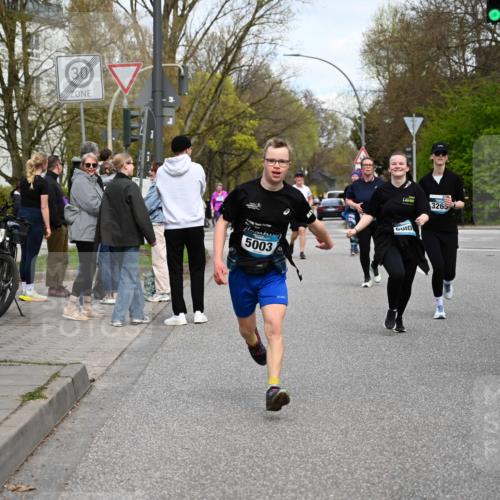 12.04.2026 - 45. Internationalen Wilhelmsburger Insellauf J. Mangold http://msf.ph/oto/9516638 12.04.2026 13:19:20 Ziel 4543, 4793, 5786, 4112, 3071, 2027, 5007, 4594, 4984, 3927, 3193, 4469, 5327, 3125, 4518, 5778, 2799, 4972, 3265, 5003, 3857, 2946, 4905, 4274, 2534, 4936, 2366, 3655 meine-sportfotos.de