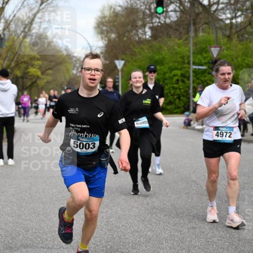 12.04.2026 - 45. Internationalen Wilhelmsburger Insellauf J. Mangold http://msf.ph/oto/9516644 12.04.2026 13:19:21 Ziel 4793, 5786, 4112, 3071, 2027, 5007, 4594, 4984, 3927, 3193, 4469, 5327, 3125, 4518, 5778, 5778, 2799, 4972, 3265, 5003, 5003, 3857, 2946, 4905, 4274, 2534, 4936, 2366, 3655 meine-sportfotos.de