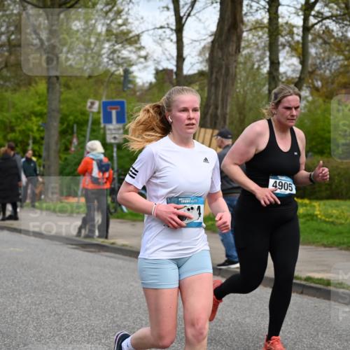 12.04.2026 - 45. Internationalen Wilhelmsburger Insellauf J. Mangold http://msf.ph/oto/9516739 12.04.2026 13:19:37 Ziel 4594, 4984, 3927, 3193, 4469, 5327, 3125, 4518, 5778, 2799, 4972, 3265, 5003, 3857, 2946, 4905, 4274, 2534, 2534, 4936, 2366, 3655, 2261, 2264, 3448, 3449, 2894, 2888, 3898 meine-sportfotos.de