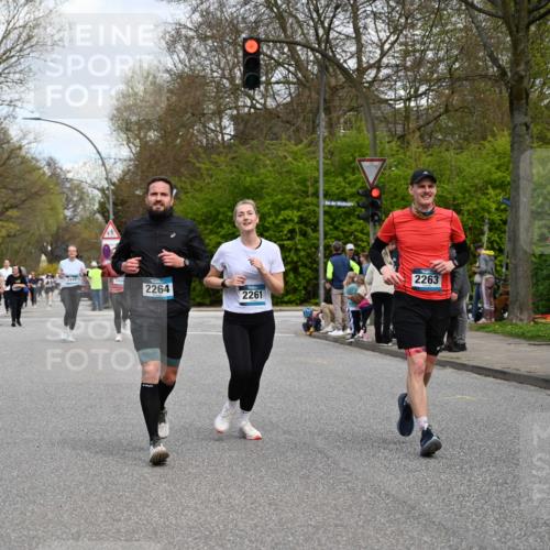 12.04.2026 - 45. Internationalen Wilhelmsburger Insellauf J. Mangold http://msf.ph/oto/9516744 12.04.2026 13:19:42 Ziel 5327, 3125, 4518, 5778, 2799, 4972, 3265, 5003, 3857, 2946, 4905, 4274, 2534, 4936, 2366, 3655, 3655, 2261, 2264, 3448, 3449, 2894, 2888, 3898 meine-sportfotos.de