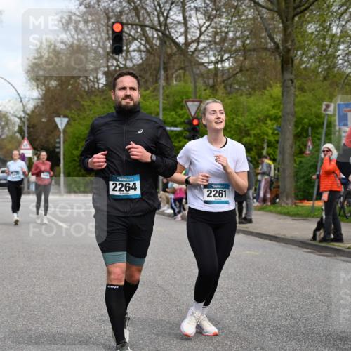 12.04.2026 - 45. Internationalen Wilhelmsburger Insellauf J. Mangold http://msf.ph/oto/9516758 12.04.2026 13:19:44 Ziel 4518, 5778, 2799, 4972, 3265, 5003, 3857, 2946, 4905, 4274, 2534, 4936, 2366, 3655, 2261, 2264, 3448, 3449, 2894, 2888, 3898, 2431, 4121, 5308 meine-sportfotos.de