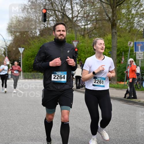12.04.2026 - 45. Internationalen Wilhelmsburger Insellauf J. Mangold http://msf.ph/oto/9516762 12.04.2026 13:19:44 Ziel 4518, 5778, 2799, 4972, 3265, 5003, 3857, 2946, 4905, 4274, 2534, 4936, 2366, 3655, 2261, 2264, 3448, 3449, 2894, 2888, 3898, 2431, 4121, 5308 meine-sportfotos.de