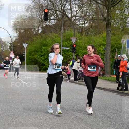 12.04.2026 - 45. Internationalen Wilhelmsburger Insellauf J. Mangold http://msf.ph/oto/9516770 12.04.2026 13:19:49 Ziel 4972, 3265, 5003, 3857, 2946, 4905, 4274, 2534, 4936, 2366, 3655, 2261, 2264, 3448, 3449, 2894, 2888, 3898, 2431, 4121, 5308, 3236, 4718 meine-sportfotos.de