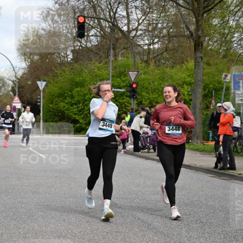 12.04.2026 - 45. Internationalen Wilhelmsburger Insellauf J. Mangold http://msf.ph/oto/9516771 12.04.2026 13:19:49 Ziel 4972, 3265, 5003, 3857, 2946, 4905, 4274, 2534, 4936, 2366, 3655, 2261, 2264, 3448, 3449, 2894, 2888, 3898, 2431, 4121, 5308, 3236, 4718 meine-sportfotos.de
