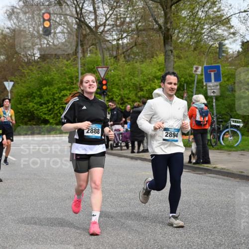 12.04.2026 - 45. Internationalen Wilhelmsburger Insellauf J. Mangold http://msf.ph/oto/9516802 12.04.2026 13:19:56 Ziel 5003, 3857, 2946, 4905, 4274, 2534, 4936, 2366, 3655, 2261, 2264, 3448, 3449, 2894, 2888, 3898, 2431, 4121, 5308, 3236, 4718, 2247, 3203, 5342, 3822, 3821, 4999, 4803, 2224, 4223, 4224 meine-sportfotos.de