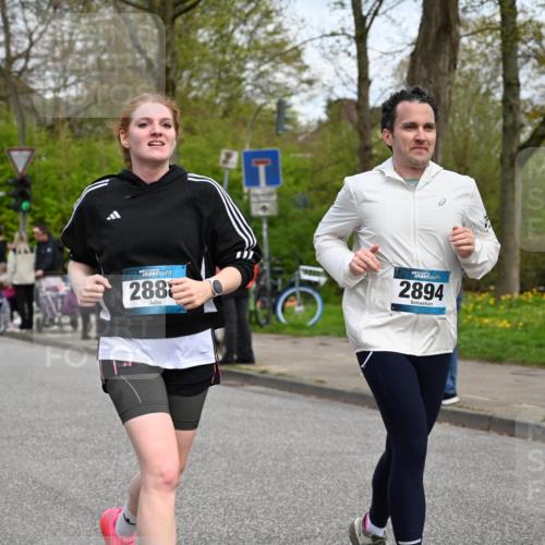 12.04.2026 - 45. Internationalen Wilhelmsburger Insellauf J. Mangold http://msf.ph/oto/9516813 12.04.2026 13:19:57 Ziel 5003, 3857, 2946, 4905, 4274, 2534, 4936, 2366, 3655, 2261, 2264, 3448, 3449, 2894, 2888, 3898, 2431, 4121, 5308, 3236, 4718, 2247, 3203, 5342, 3822, 3821, 4999, 4803, 2224, 4223, 4224, 4954 meine-sportfotos.de