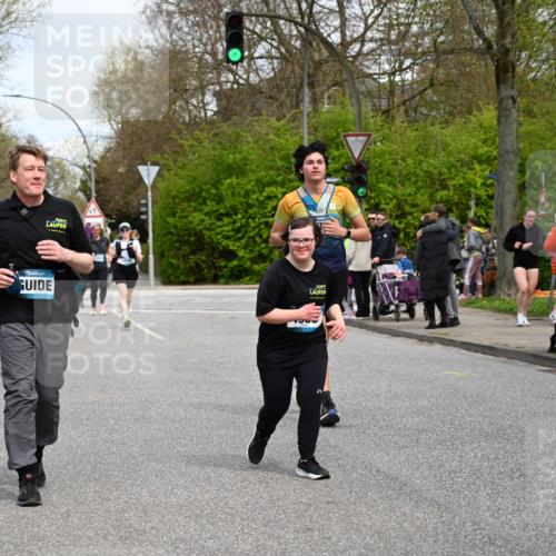 12.04.2026 - 45. Internationalen Wilhelmsburger Insellauf J. Mangold http://msf.ph/oto/9516833 12.04.2026 13:20:00 Ziel 2946, 4905, 4274, 2534, 4936, 2366, 3655, 2261, 2264, 3448, 3449, 2894, 2888, 3898, 3898, 2431, 4121, 5308, 3236, 4718, 3236, 4718, 2247, 3203, 5342, 3822, 3821, 4999, 4803, 2224, 4223, 4224, 4954, 5258, 3284 meine-sportfotos.de