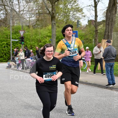 12.04.2026 - 45. Internationalen Wilhelmsburger Insellauf J. Mangold http://msf.ph/oto/9516852 12.04.2026 13:20:01 Ziel 4905, 4274, 2534, 4936, 2366, 3655, 2261, 2264, 3448, 3449, 2894, 2888, 3898, 2431, 4121, 5308, 3236, 4718, 2247, 3203, 5342, 3822, 3821, 4999, 4803, 2224, 4223, 4224, 4954, 5258, 3284 meine-sportfotos.de