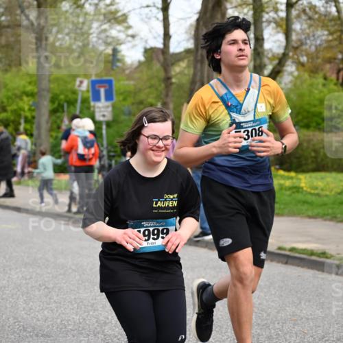 12.04.2026 - 45. Internationalen Wilhelmsburger Insellauf J. Mangold http://msf.ph/oto/9516858 12.04.2026 13:20:02 Ziel 2534, 4936, 2366, 3655, 2261, 2264, 3448, 3449, 2894, 2888, 3898, 2431, 4121, 5308, 3236, 4718, 2247, 3203, 2247, 3203, 5342, 3822, 3821, 4999, 4803, 2224, 4223, 4224, 4954, 5258, 3284 meine-sportfotos.de
