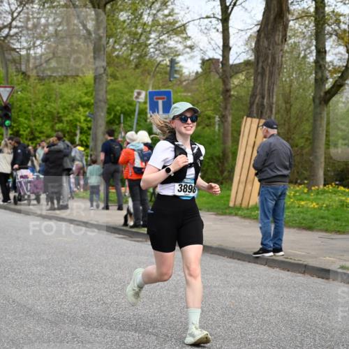12.04.2026 - 45. Internationalen Wilhelmsburger Insellauf J. Mangold http://msf.ph/oto/9516863 12.04.2026 13:20:05 Ziel 2366, 3655, 2261, 2264, 3448, 3449, 2894, 2888, 3898, 2431, 4121, 5308, 3236, 4718, 2247, 3203, 5342, 3822, 3821, 4999, 4999, 4803, 2224, 4223, 4224, 4954, 5258, 3284, 2469 meine-sportfotos.de