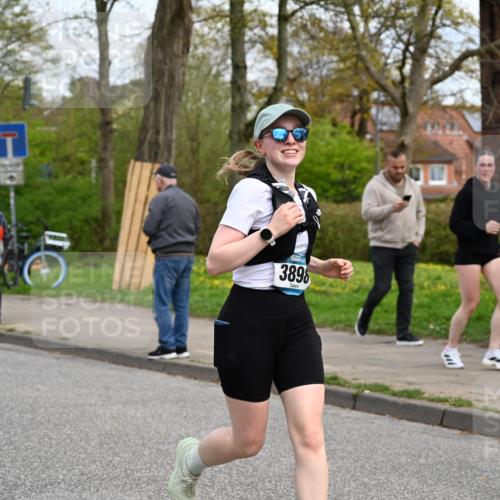 12.04.2026 - 45. Internationalen Wilhelmsburger Insellauf J. Mangold http://msf.ph/oto/9516871 12.04.2026 13:20:06 Ziel 2366, 3655, 2261, 2264, 3448, 3449, 2894, 2888, 3898, 2431, 4121, 5308, 3236, 4718, 2247, 3203, 5342, 3822, 3821, 4999, 4803, 4803, 2224, 4223, 4224, 4954, 5258, 3284, 2469, 4305 meine-sportfotos.de