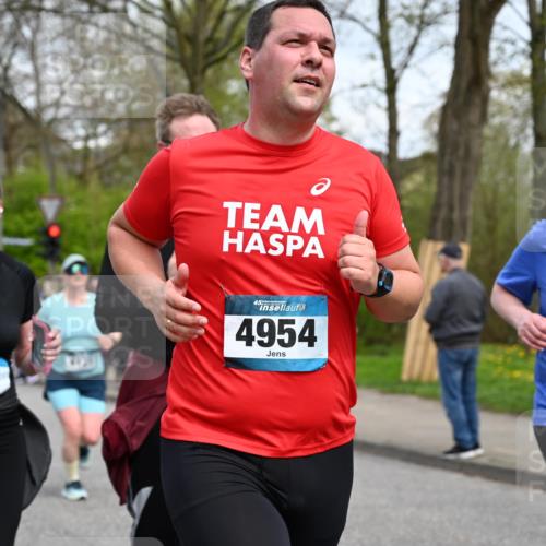 12.04.2026 - 45. Internationalen Wilhelmsburger Insellauf J. Mangold http://msf.ph/oto/9516905 12.04.2026 13:20:11 Ziel 2261, 2264, 3448, 3449, 2894, 2888, 3898, 2431, 4121, 5308, 3236, 4718, 2247, 3203, 5342, 3822, 3821, 4999, 4803, 2224, 4223, 4224, 4954, 5258, 3284, 2469, 4305, 2013, 3233, 5230 meine-sportfotos.de
