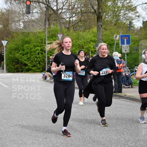 12.04.2026 - 45. Internationalen Wilhelmsburger Insellauf J. Mangold http://msf.ph/oto/9516924 12.04.2026 13:20:15 Ziel 3448, 3449, 2894, 2888, 3898, 2431, 4121, 5308, 3236, 4718, 2247, 3203, 5342, 5342, 3822, 3821, 4999, 4803, 2224, 4223, 4224, 4954, 5258, 3284, 2469, 2469, 4305, 2013, 3233, 5230, 3766, 4103 meine-sportfotos.de