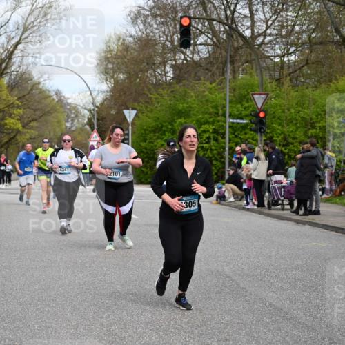 12.04.2026 - 45. Internationalen Wilhelmsburger Insellauf J. Mangold http://msf.ph/oto/9516952 12.04.2026 13:20:22 Ziel 3898, 2431, 4121, 5308, 3236, 4718, 2247, 3203, 5342, 3822, 3821, 4999, 4803, 2224, 4223, 4224, 4954, 5258, 3284, 5258, 3284, 2469, 4305, 2013, 3233, 5230, 5230, 3766, 4103, 4341, 5633, 4284 meine-sportfotos.de