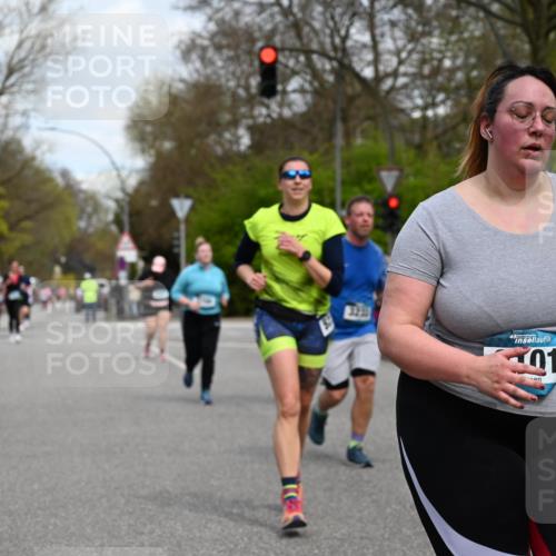 12.04.2026 - 45. Internationalen Wilhelmsburger Insellauf J. Mangold http://msf.ph/oto/9516991 12.04.2026 13:20:28 Ziel 2431, 4121, 5308, 3236, 4718, 2247, 3203, 5342, 3822, 3821, 4999, 4803, 2224, 4223, 4224, 4954, 5258, 3284, 2469, 4305, 2013, 3233, 5230, 3766, 4103, 4341, 5633, 4284, 4293, 5543, 2363 meine-sportfotos.de
