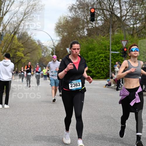 12.04.2026 - 45. Internationalen Wilhelmsburger Insellauf J. Mangold http://msf.ph/oto/9517033 12.04.2026 13:20:39 Ziel 2247, 3203, 5342, 3822, 3821, 4999, 4803, 2224, 4223, 4224, 4954, 5258, 3284, 2469, 4305, 2013, 3233, 5230, 3766, 4103, 4341, 5633, 4284, 4293, 5543, 2363, 2101, 4417, 3552, 3551, 2333, 4018, 5716 meine-sportfotos.de
