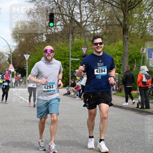 12.04.2026 - 45. Internationalen Wilhelmsburger Insellauf J. Mangold http://msf.ph/oto/9517062 12.04.2026 13:20:42 Ziel 4999, 4803, 2224, 4223, 4224, 4954, 5258, 3284, 2469, 4305, 2013, 3233, 5230, 3766, 4103, 4341, 5633, 4284, 4293, 5543, 2363, 2101, 2101, 4417, 3552, 3551, 2333, 4018, 5716, 4319 meine-sportfotos.de