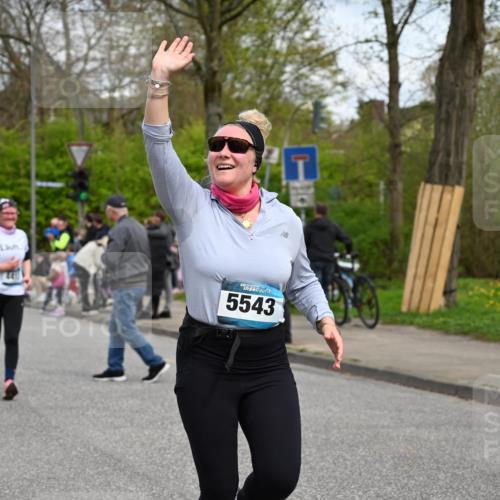 12.04.2026 - 45. Internationalen Wilhelmsburger Insellauf J. Mangold http://msf.ph/oto/9517082 12.04.2026 13:20:45 Ziel 4224, 4954, 5258, 3284, 2469, 4305, 2013, 3233, 5230, 3766, 4103, 4341, 5633, 5633, 4284, 4293, 5543, 2363, 2101, 4417, 3552, 3551, 3552, 3551, 2333, 4018, 5716, 4319, 5297 meine-sportfotos.de