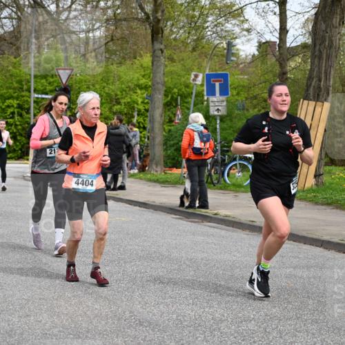12.04.2026 - 45. Internationalen Wilhelmsburger Insellauf J. Mangold http://msf.ph/oto/9517250 12.04.2026 13:21:29 Ziel 4319, 5297, 4878, 5484, 2692, 4444, 4800, 4047, 2175, 3402, 5482, 4017, 3676, 2628, 3251, 5201, 3109, 4404, 3109, 4404, 4362, 2473, 2552, 2130, 2840, 3998, 5462, 5205, 4809, 2002 meine-sportfotos.de