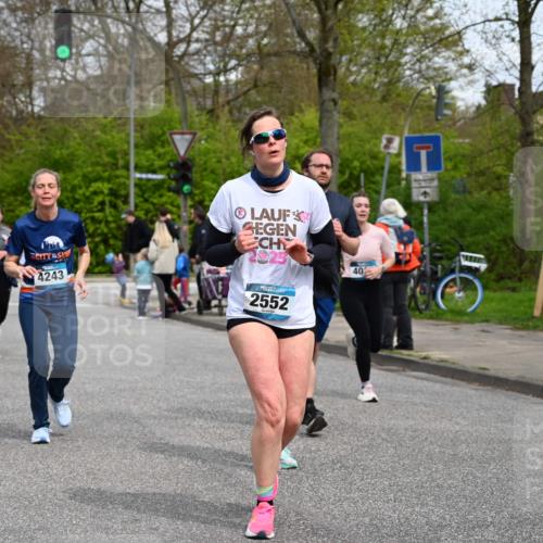 12.04.2026 - 45. Internationalen Wilhelmsburger Insellauf J. Mangold http://msf.ph/oto/9517271 12.04.2026 13:21:32 Ziel 5297, 4878, 5484, 2692, 4444, 4800, 4047, 2175, 3402, 5482, 4017, 3676, 2628, 3251, 5201, 3109, 4404, 4362, 2473, 2552, 2552, 2130, 2840, 3998, 5462, 5205, 4809, 2002, 2332 meine-sportfotos.de