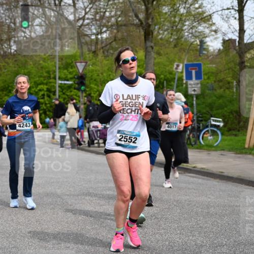 12.04.2026 - 45. Internationalen Wilhelmsburger Insellauf J. Mangold http://msf.ph/oto/9517272 12.04.2026 13:21:32 Ziel 5297, 4878, 5484, 2692, 4444, 4800, 4047, 2175, 3402, 5482, 4017, 3676, 2628, 3251, 5201, 3109, 4404, 4362, 2473, 2552, 2552, 2130, 2840, 3998, 5462, 5205, 4809, 2002, 2332 meine-sportfotos.de