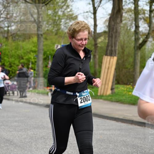 12.04.2026 - 45. Internationalen Wilhelmsburger Insellauf J. Mangold http://msf.ph/oto/9517342 12.04.2026 13:21:42 Ziel 4800, 4047, 2175, 3402, 5482, 4017, 3676, 2628, 3251, 5201, 3109, 4404, 4362, 2473, 4362, 2473, 2552, 2130, 2840, 3998, 5462, 5205, 4809, 2002, 2332, 2116, 3581, 3235, 3915, 5080, 4348, 5085, 3603, 3602 meine-sportfotos.de