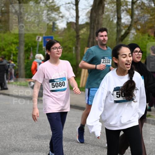 12.04.2026 - 45. Internationalen Wilhelmsburger Insellauf J. Mangold http://msf.ph/oto/9517374 12.04.2026 13:21:49 Ziel 5482, 4017, 3676, 2628, 3251, 5201, 3109, 4404, 4362, 2473, 2552, 2130, 2840, 3998, 5462, 5205, 4809, 2002, 2332, 2116, 2116, 3581, 3235, 3915, 5080, 4348, 5085, 3603, 3602, 5092, 2246, 5192, 5171, 3162, 4443, 4442, 3746 meine-sportfotos.de