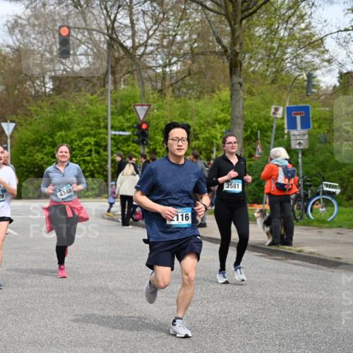 12.04.2026 - 45. Internationalen Wilhelmsburger Insellauf J. Mangold http://msf.ph/oto/9517379 12.04.2026 13:21:54 Ziel 4017, 3676, 2628, 3251, 5201, 3109, 4404, 4362, 2473, 2552, 2130, 2840, 3998, 5462, 5205, 4809, 2002, 2332, 2116, 3581, 3235, 3915, 5080, 4348, 5085, 3603, 3602, 3603, 3602, 5092, 2246, 5192, 5171, 3162, 4443, 4442, 3746, 5290, 3057, 3667, 5304 meine-sportfotos.de