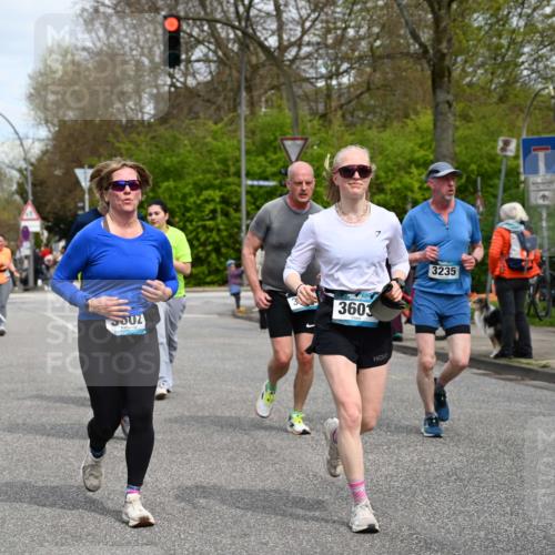 12.04.2026 - 45. Internationalen Wilhelmsburger Insellauf J. Mangold http://msf.ph/oto/9517416 12.04.2026 13:21:59 Ziel 3676, 2628, 3251, 5201, 3109, 4404, 4362, 2473, 2552, 2130, 2840, 3998, 5462, 5205, 4809, 2002, 2332, 2116, 3581, 3235, 3915, 5080, 4348, 5085, 3603, 3602, 5092, 2246, 5192, 5171, 2246, 5192, 5171, 3162, 4443, 4442, 3746, 5290, 3057, 3667, 5304, 4210 meine-sportfotos.de
