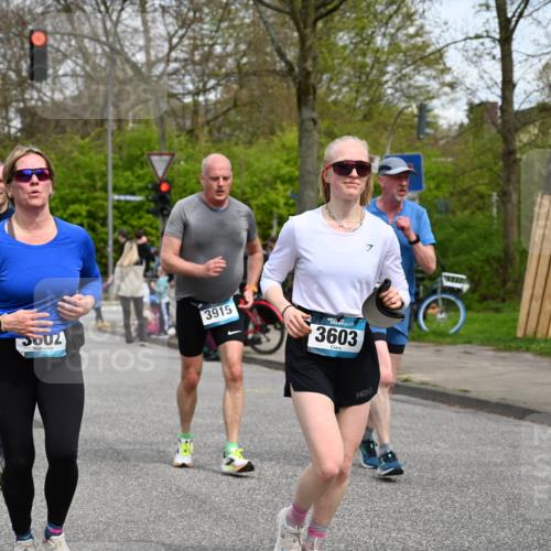12.04.2026 - 45. Internationalen Wilhelmsburger Insellauf J. Mangold http://msf.ph/oto/9517422 12.04.2026 13:21:59 Ziel 3676, 2628, 3251, 5201, 3109, 4404, 4362, 2473, 2552, 2130, 2840, 3998, 5462, 5205, 4809, 2002, 2332, 2116, 3581, 3235, 3915, 5080, 4348, 5085, 3603, 3602, 5092, 2246, 5192, 5171, 2246, 5192, 5171, 3162, 4443, 4442, 3746, 5290, 3057, 3667, 5304, 4210 meine-sportfotos.de