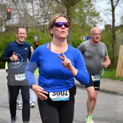 12.04.2026 - 45. Internationalen Wilhelmsburger Insellauf J. Mangold http://msf.ph/oto/9517429 12.04.2026 13:22:00 Ziel 2628, 3251, 5201, 3109, 4404, 4362, 2473, 2552, 2130, 2840, 3998, 5462, 5205, 4809, 2002, 2332, 2116, 3581, 3235, 3915, 5080, 4348, 5085, 3603, 3602, 5092, 2246, 5192, 5171, 3162, 4443, 3162, 4443, 4442, 3746, 5290, 3057, 3667, 5304, 4210, 4014 meine-sportfotos.de