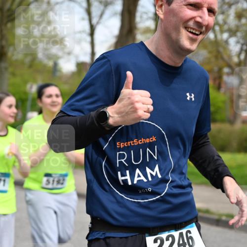 12.04.2026 - 45. Internationalen Wilhelmsburger Insellauf J. Mangold http://msf.ph/oto/9517434 12.04.2026 13:22:02 Ziel 5201, 3109, 4404, 4362, 2473, 2552, 2130, 2840, 3998, 5462, 5205, 4809, 2002, 2332, 2116, 3581, 3581, 3235, 3915, 5080, 4348, 5085, 3603, 3602, 5092, 2246, 5192, 5171, 3162, 4443, 4442, 3746, 5290, 5290, 3057, 3667, 5304, 4210, 4014, 2158 meine-sportfotos.de