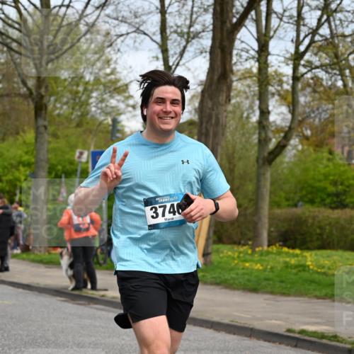 12.04.2026 - 45. Internationalen Wilhelmsburger Insellauf J. Mangold http://msf.ph/oto/9517451 12.04.2026 13:22:10 Ziel 2130, 2840, 3998, 5462, 5205, 4809, 2002, 2332, 2116, 3581, 3235, 3915, 5080, 4348, 5085, 3603, 3602, 5092, 2246, 5192, 5171, 3162, 4443, 4442, 3746, 5290, 3057, 3667, 5304, 4210, 4014, 2158 meine-sportfotos.de