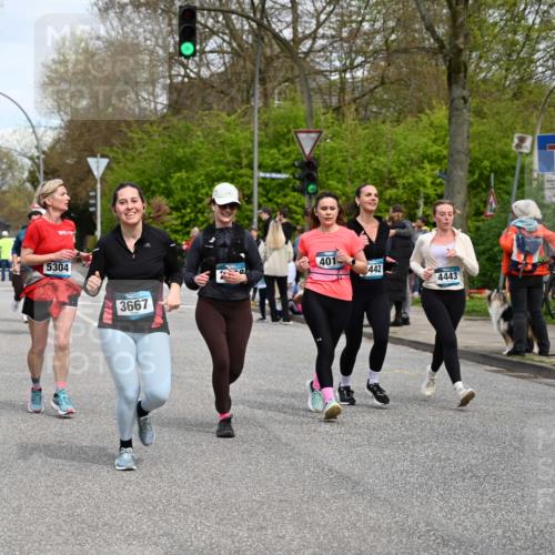 12.04.2026 - 45. Internationalen Wilhelmsburger Insellauf J. Mangold http://msf.ph/oto/9517467 12.04.2026 13:22:14 Ziel 5205, 4809, 2002, 2332, 2116, 3581, 3235, 3915, 5080, 4348, 5085, 3603, 3602, 5092, 2246, 5192, 5171, 3162, 4443, 4442, 3746, 5290, 5290, 3057, 3667, 5304, 4210, 4014, 2158, 2158, 5314 meine-sportfotos.de