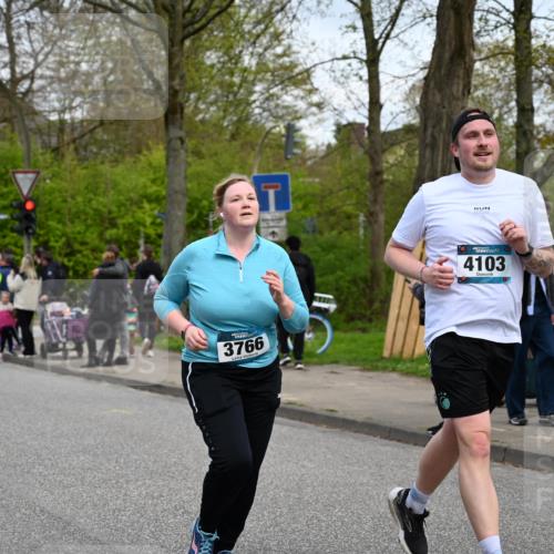 12.04.2026 - 45. Internationalen Wilhelmsburger Insellauf J. Mangold http://msf.ph/oto/9517509 12.04.2026 13:20:32 Ziel 2431, 4121, 5308, 3236, 4718, 2247, 3203, 5342, 3822, 3821, 4999, 4803, 2224, 4223, 4224, 4954, 5258, 3284, 2469, 4305, 2013, 3233, 3233, 5230, 3766, 4103, 4341, 4341, 5633, 4284, 4293, 5543, 2363, 2101, 4417 meine-sportfotos.de