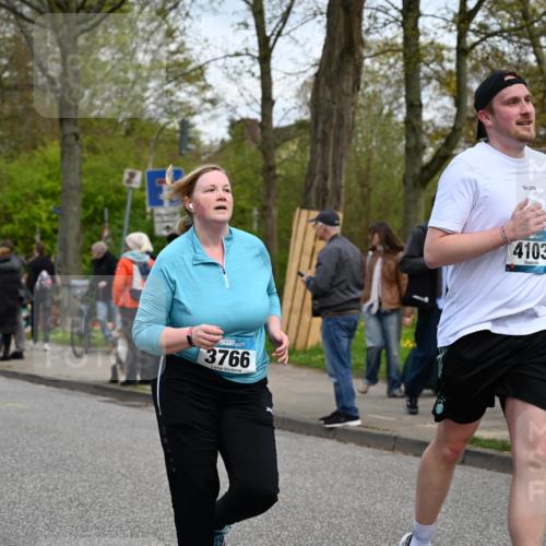 12.04.2026 - 45. Internationalen Wilhelmsburger Insellauf J. Mangold http://msf.ph/oto/9517513 12.04.2026 13:20:32 Ziel 2431, 4121, 5308, 3236, 4718, 2247, 3203, 5342, 3822, 3821, 4999, 4803, 2224, 4223, 4224, 4954, 5258, 3284, 2469, 4305, 2013, 3233, 3233, 5230, 3766, 4103, 4341, 4341, 5633, 4284, 4293, 5543, 2363, 2101, 4417 meine-sportfotos.de