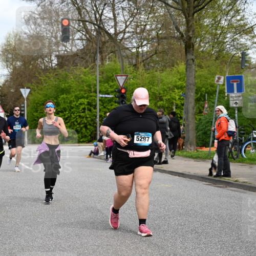 12.04.2026 - 45. Internationalen Wilhelmsburger Insellauf J. Mangold http://msf.ph/oto/9517524 12.04.2026 13:20:37 Ziel 3236, 4718, 2247, 3203, 5342, 3822, 3821, 4999, 4803, 2224, 4223, 4224, 4954, 5258, 3284, 2469, 4305, 2013, 3233, 5230, 3766, 3766, 4103, 4341, 5633, 4284, 4293, 5543, 5543, 2363, 2101, 4417, 3552, 3551, 2333 meine-sportfotos.de