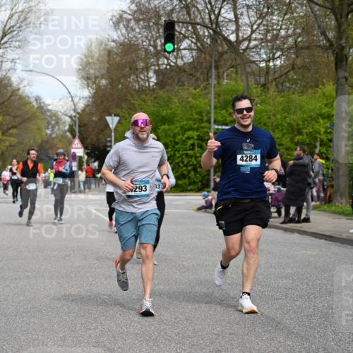 12.04.2026 - 45. Internationalen Wilhelmsburger Insellauf J. Mangold http://msf.ph/oto/9517555 12.04.2026 13:20:42 Ziel 4999, 4803, 2224, 4223, 4224, 4954, 5258, 3284, 2469, 4305, 2013, 3233, 5230, 3766, 4103, 4341, 5633, 4284, 4293, 5543, 2363, 2101, 2101, 4417, 3552, 3551, 2333, 4018, 5716, 4319 meine-sportfotos.de