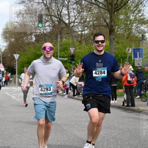 12.04.2026 - 45. Internationalen Wilhelmsburger Insellauf J. Mangold http://msf.ph/oto/9517566 12.04.2026 13:20:43 Ziel 4803, 2224, 4223, 4224, 4954, 5258, 3284, 2469, 4305, 2013, 3233, 5230, 3766, 4103, 4341, 5633, 4284, 4293, 5543, 2363, 2101, 4417, 3552, 3551, 2333, 4018, 5716, 4319 meine-sportfotos.de