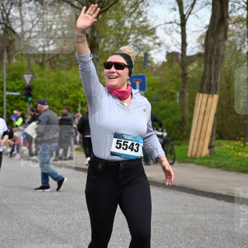 12.04.2026 - 45. Internationalen Wilhelmsburger Insellauf J. Mangold http://msf.ph/oto/9517583 12.04.2026 13:20:45 Ziel 4224, 4954, 5258, 3284, 2469, 4305, 2013, 3233, 5230, 3766, 4103, 4341, 5633, 5633, 4284, 4293, 5543, 2363, 2101, 4417, 3552, 3551, 3552, 3551, 2333, 4018, 5716, 4319, 5297 meine-sportfotos.de